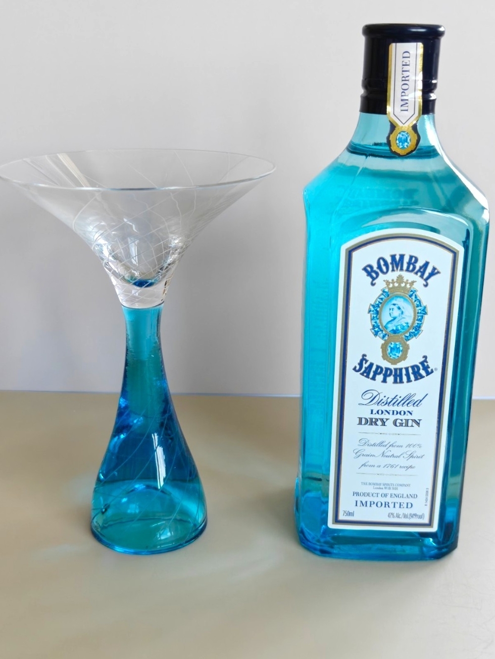 Bombay Sapphire Blue Gin Swirl Glass Decanter